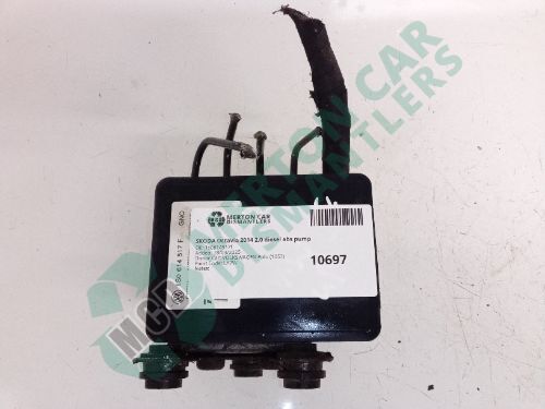 SKODA Octavia 2014 2.0 diesel abs pump