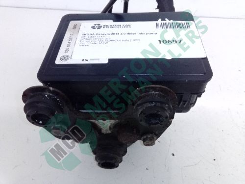 SKODA Octavia 2014 2.0 diesel abs pump