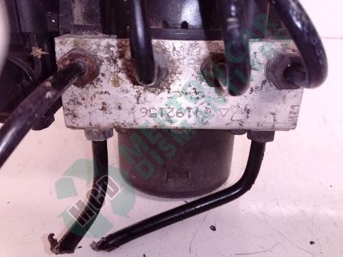 SKODA Octavia 2014 2.0 diesel abs pump