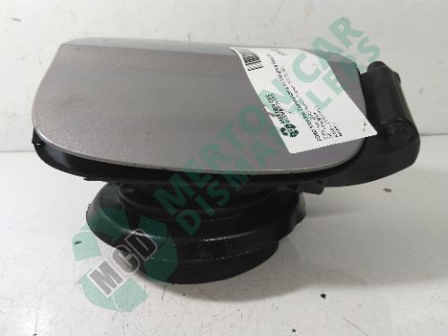 FORD Mondeo Titanium2008-14 140 grey fuel flap