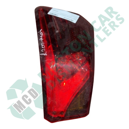 TOYOTA AVENSIS SALOON  2016 - 2018 REAR TAIL LIGHT RIGHT SIDE OUTER DRIVERS