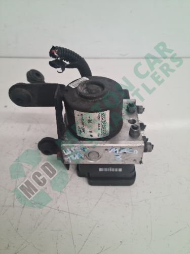 Mazda 3 2004 ABS Pump Modulator Control Unit