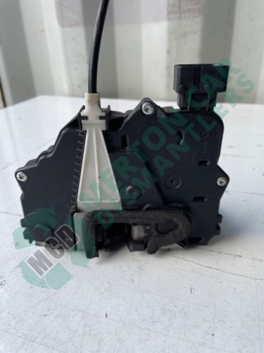 FIAT punto grande 5 dr 06 - 10 drivers front door lock mech OSF